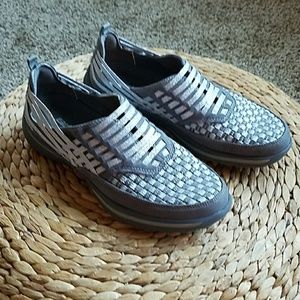 Earth Brand Multi-Toned Grey Comfort Shoes